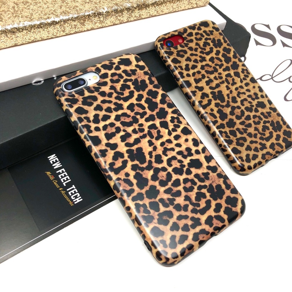 iPhone Brown Leopard Print Case - Picture 3 of 8